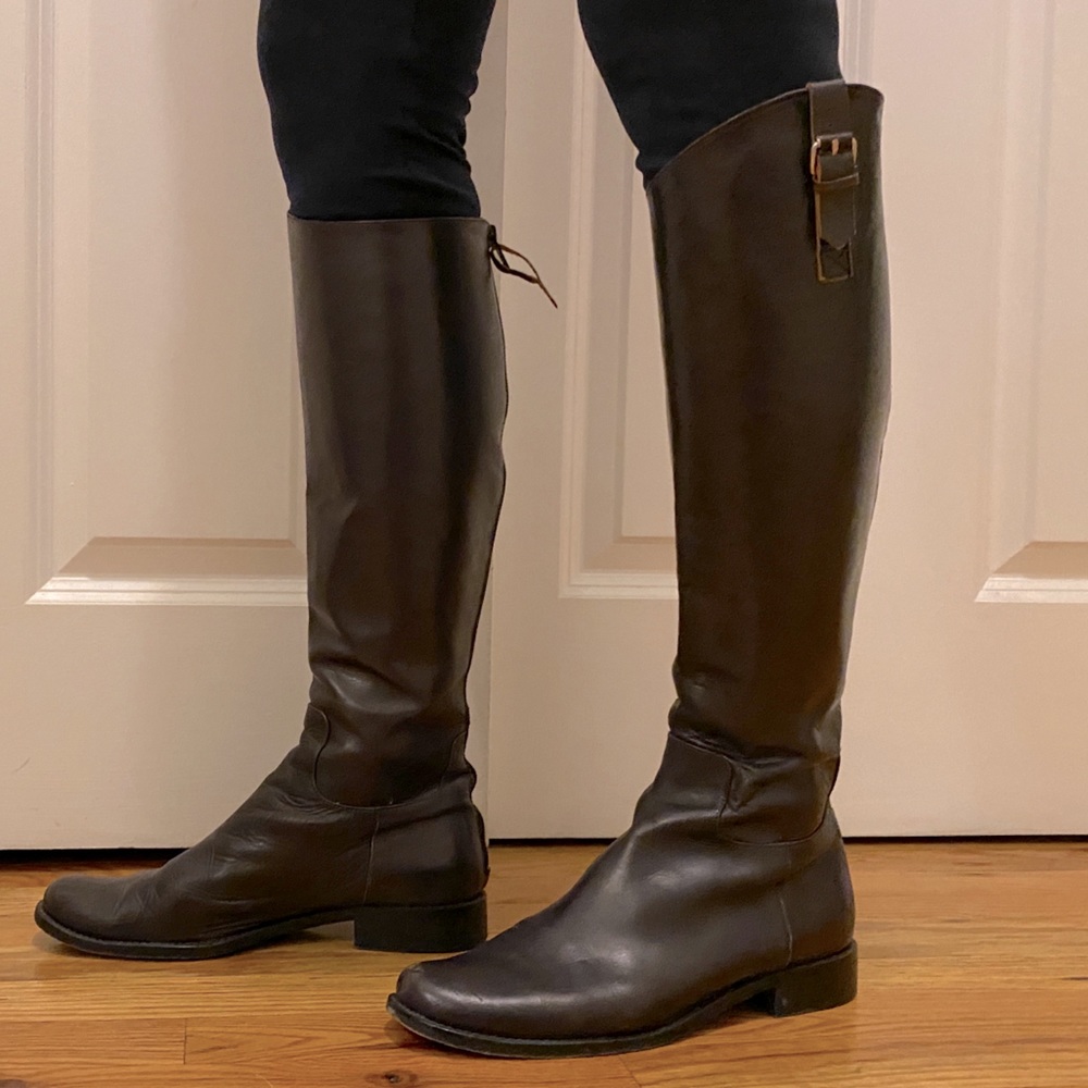 Riding chocolate brown leather boots